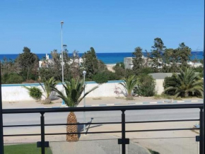 إقامة طلال